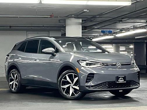 Deep Black Pearl 2023 Volkswagen ID.4 AWD Pro S