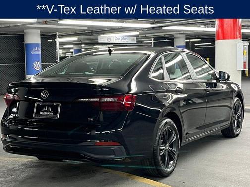 Deep Black 2024 Volkswagen Jetta 1.5T SE