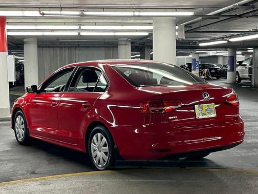 Tornado Red 2015 Volkswagen Jetta 2.0L S