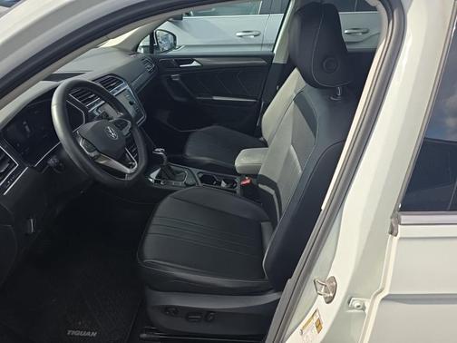 2024 Volkswagen Tiguan 2.0T SE 4MOTION