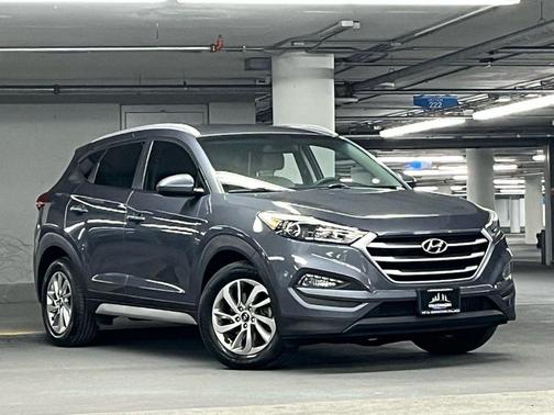 2018 Hyundai TUCSON SEL