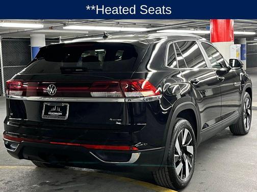 2024 Volkswagen Atlas Cross Sport 2.0T SE w/Technology 4MOTION