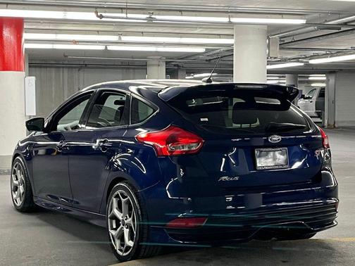 2016 Ford Focus ST 