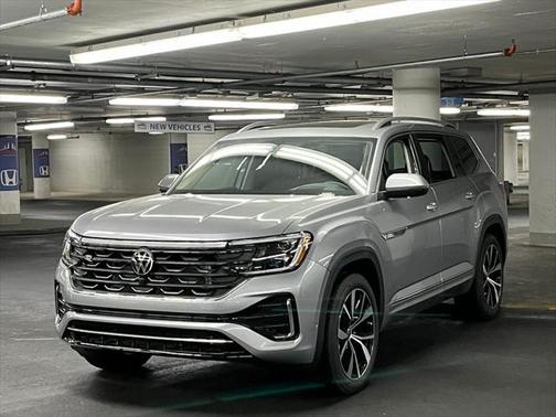 2025 Volkswagen Atlas 2.0T SEL Premium R-Line 4MOTION