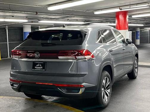 2025 Volkswagen Atlas Cross Sport 2.0T SE