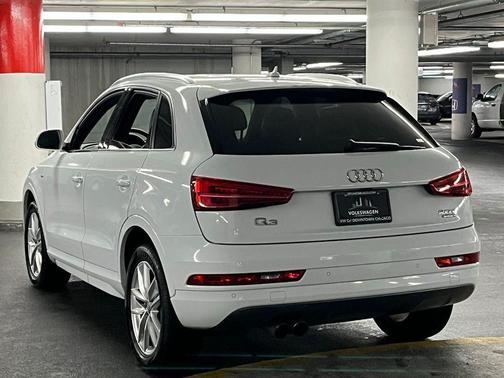 2018 Audi Q3 2.0T Premium Plus