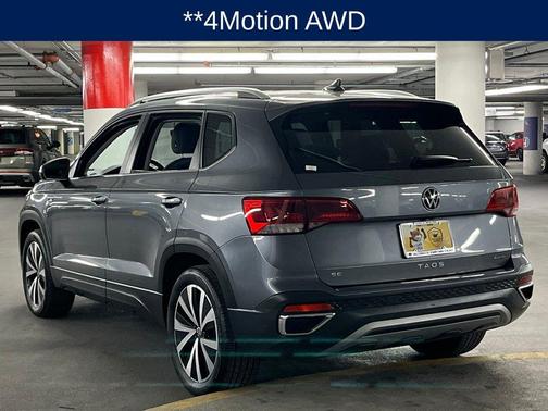 Platinum Gray Metallic 2023 Volkswagen Taos 1.5T SE