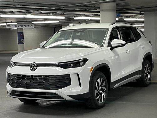 Pure White 2026 Volkswagen Tiguan 2.0T S 4MOTION