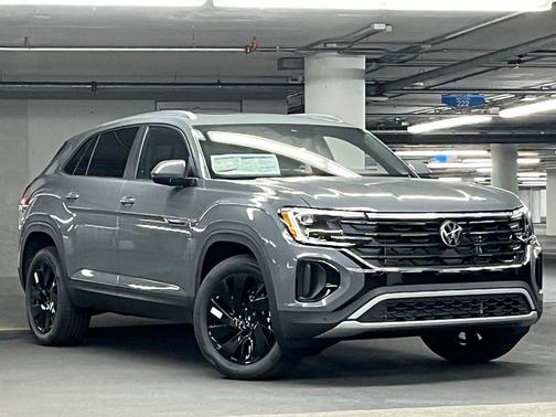 2026 Volkswagen Atlas Cross Sport 2.0T SE w/Technology 4MOTION