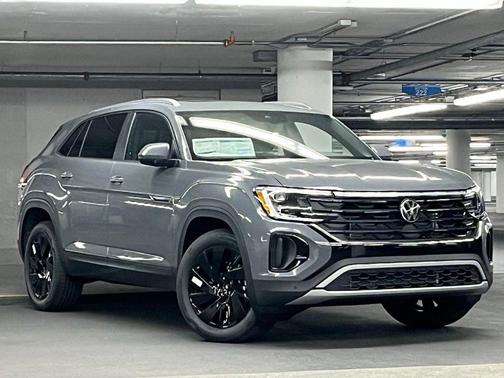 2026 Volkswagen Atlas Cross Sport 2.0T SE w/Technology 4MOTION