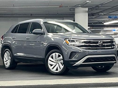 Gray 2023 Volkswagen Atlas Cross Sport 3.6L V6 SE w/Technology