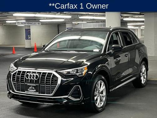 2022 Audi Q3 45 S line Premium