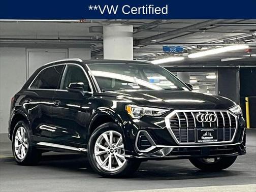 2022 Audi Q3 45 S line Premium