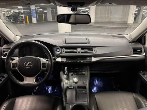 2012 Lexus CT 200h Base