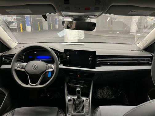 2026 Volkswagen Jetta 1.4T SE