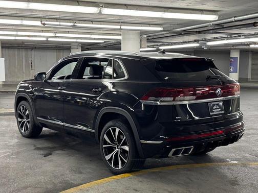 2026 Volkswagen Atlas Cross Sport 2.0T SEL Premium