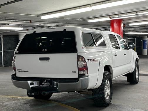 Super White 2013 Toyota Tacoma Base