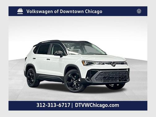 Pure White w/Deep Blk Rf 2026 Volkswagen Taos SE Black
