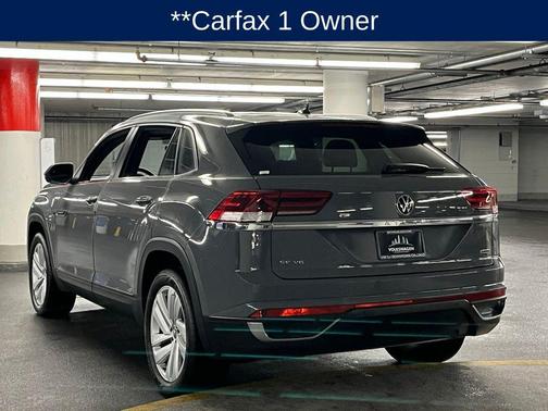 Gray 2022 Volkswagen Atlas Cross Sport 3.6L V6 SE w/Technology