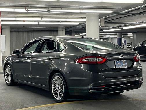 Magnetic 2016 Ford Fusion SE