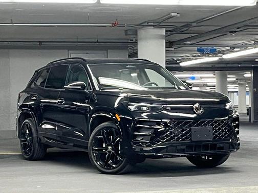 2025 Volkswagen Tiguan 2.0T SE R-Line Black 4MOTION