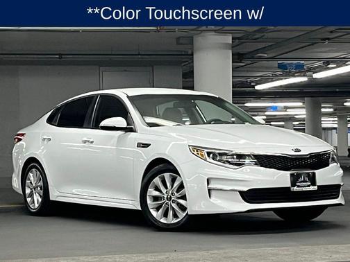 Snow White Pearl 2018 Kia Optima LX