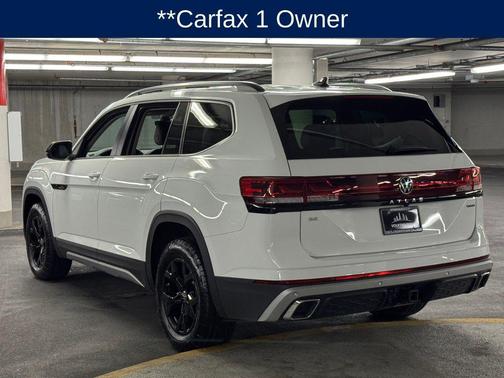 2024 Volkswagen Atlas 2.0T SE w/Technology 4MOTION