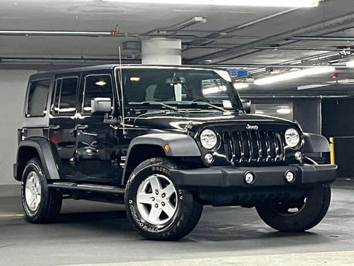Black Clearcoat 2015 Jeep Wrangler Unlimited Sport