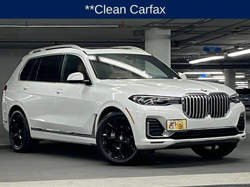 Mineral White Metallic 2021 BMW X7 xDrive40i