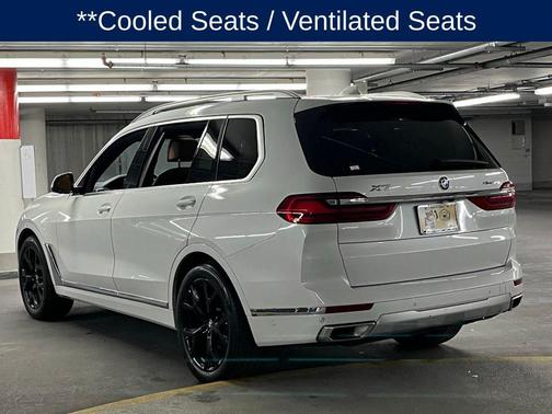 Mineral White Metallic 2021 BMW X7 xDrive40i