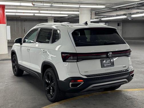 2025 Volkswagen Taos 1.5T SEL