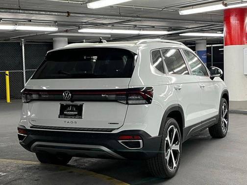 Pure White 2026 Volkswagen Taos SEL