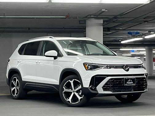 Pure White 2026 Volkswagen Taos SEL