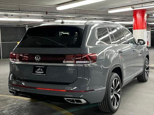 2025 Volkswagen Atlas 2.0T SEL Premium R-Line 4MOTION