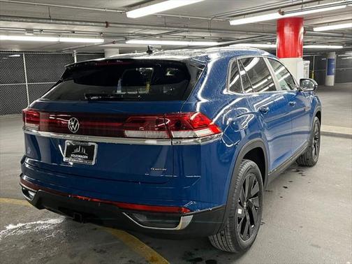 2025 Volkswagen Atlas Cross Sport 2.0T SE w/Technology 4MOTION