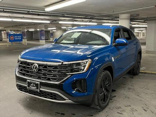 2025 Volkswagen Atlas Cross Sport 2.0T SE w/Technology 4MOTION