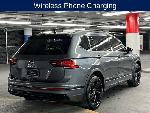 2024 Volkswagen Tiguan 2.0T SE R-Line Black