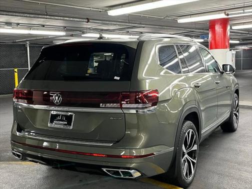 2025 Volkswagen Atlas 2.0T SEL Premium R-Line 4MOTION