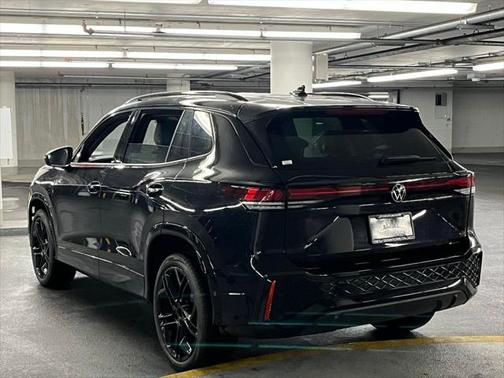 2025 Volkswagen Tiguan 2.0T SE R-Line Black 4MOTION