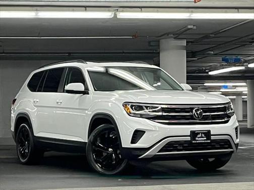2022 Volkswagen Atlas 3.6L SE w/Technology