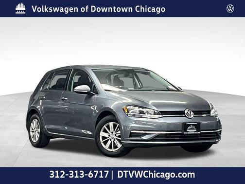 Platinum Gray Metallic 2018 Volkswagen Golf TSI S