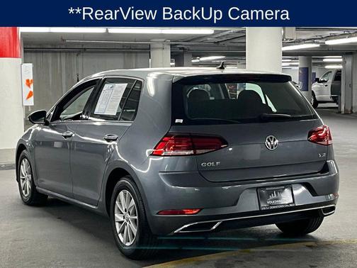 Platinum Gray Metallic 2018 Volkswagen Golf TSI S