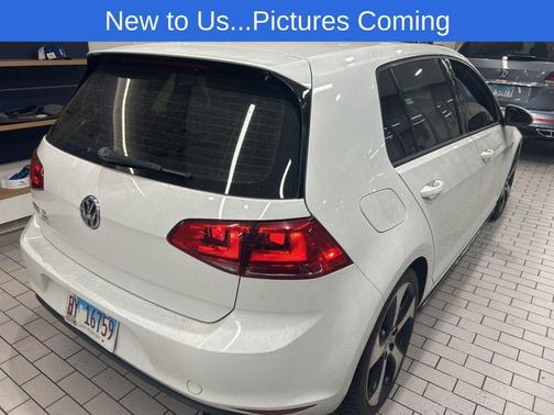 2016 Volkswagen Golf GTI 2.0T S 4-Door