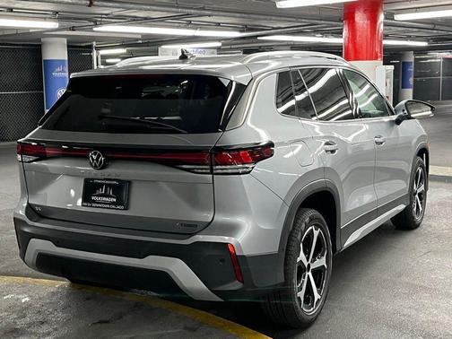 2025 Volkswagen Tiguan 2.0T SE 4MOTION