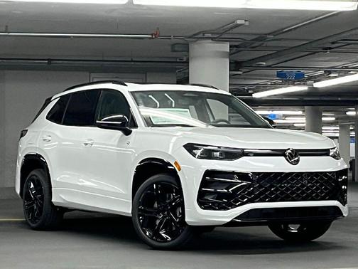 2026 Volkswagen Tiguan 2.0T SE R-Line Black 4MOTION