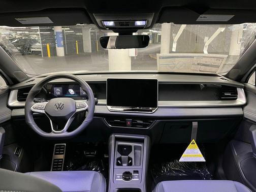 2026 Volkswagen Tiguan 2.0T SE R-Line Black 4MOTION