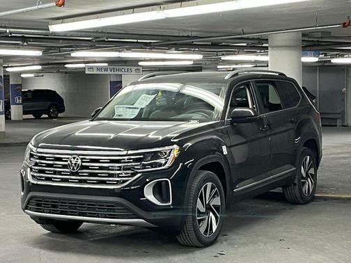 deep black pearl 2026 Volkswagen Atlas 2.0T SEL