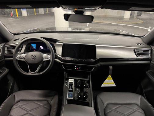 2026 Volkswagen Atlas Cross Sport 2.0T SE w/Technology 4MOTION