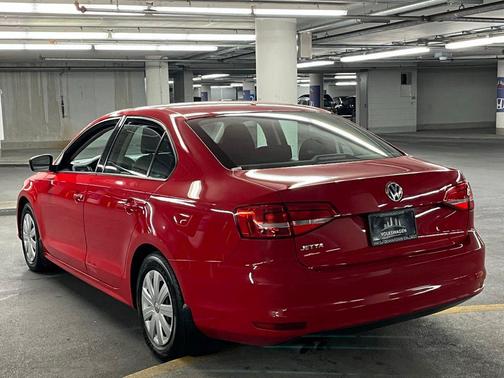 2015 Volkswagen Jetta 2.0L S
