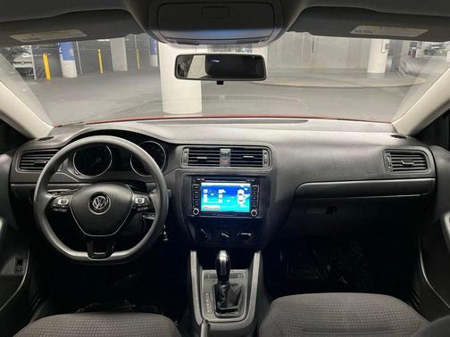 2015 Volkswagen Jetta 2.0L S